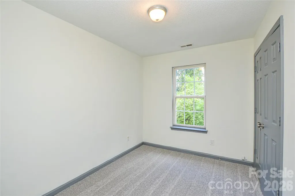 1009 Karendale Avenue Charlotte NC 28208