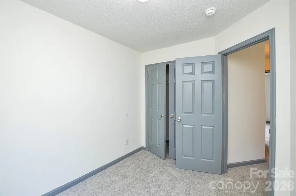 1009 Karendale Avenue Charlotte NC 28208