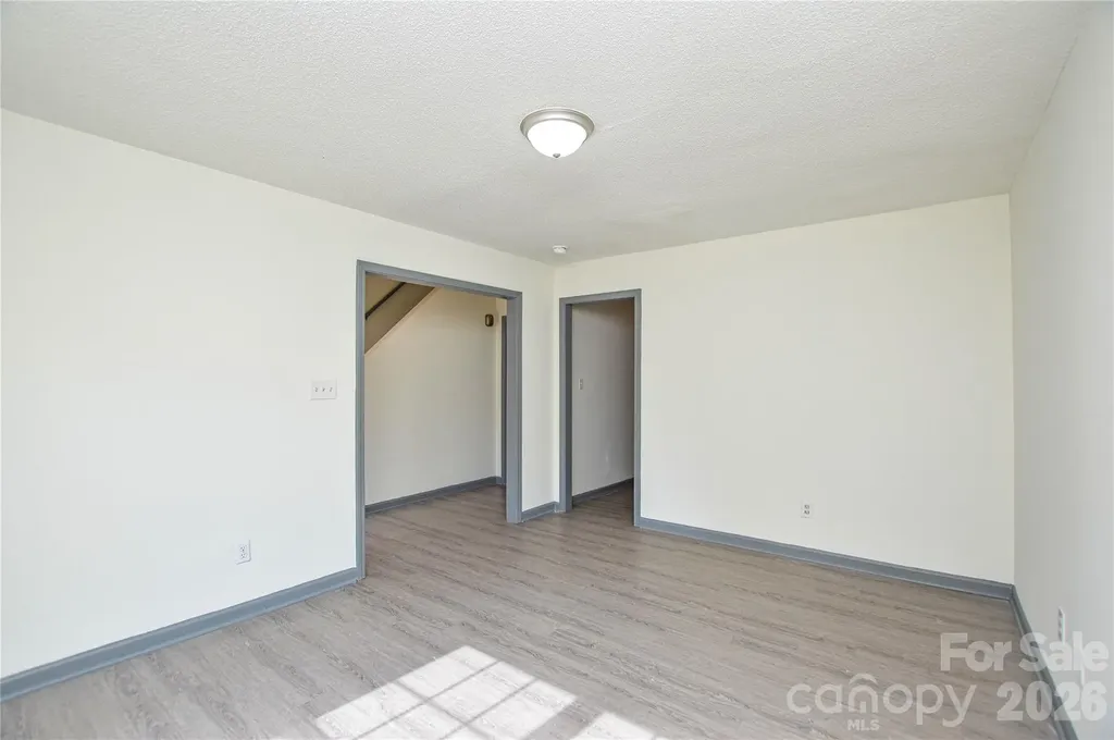 1009 Karendale Avenue Charlotte NC 28208