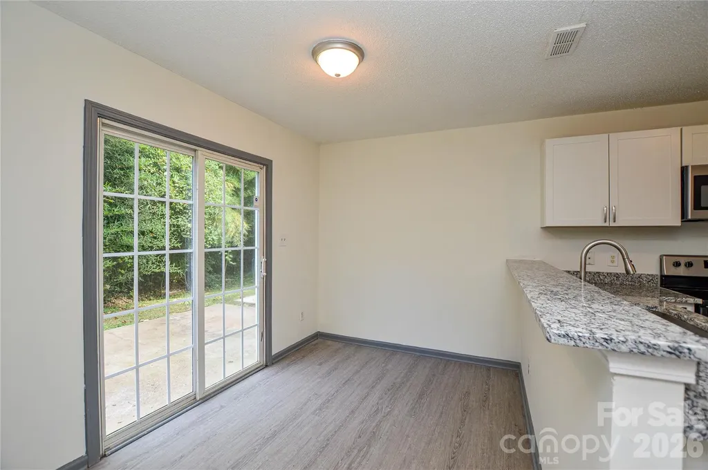 1009 Karendale Avenue Charlotte NC 28208
