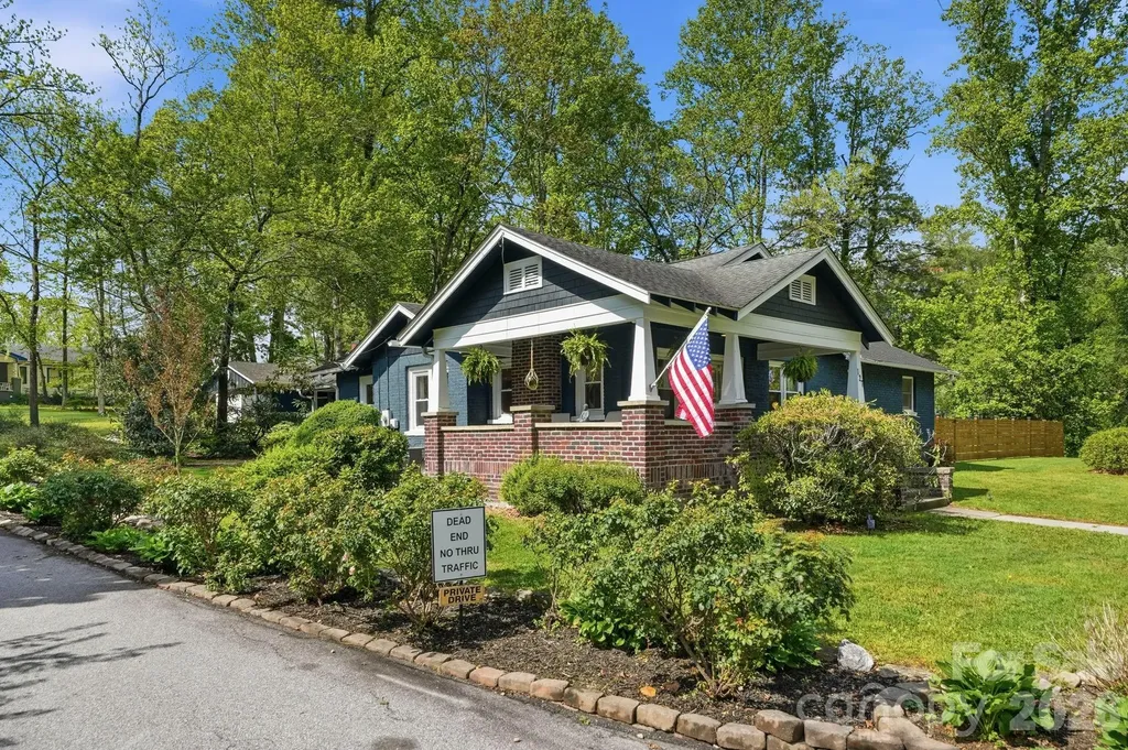 127 Erkwood Drive Hendersonville NC 28739