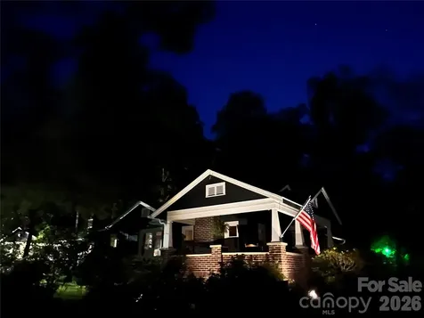 127 Erkwood Drive Hendersonville NC 28739