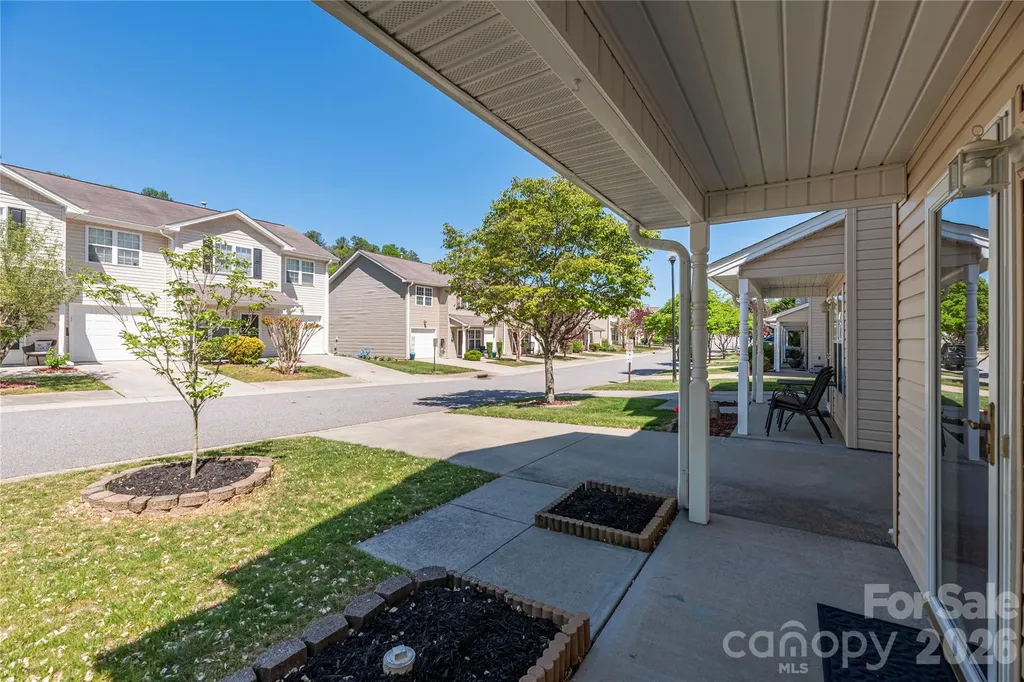 46 Chesire Way Fletcher NC 28732