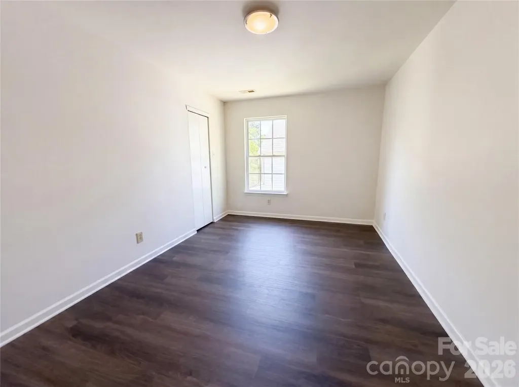 6734 Wandering Creek Drive Charlotte NC 28216