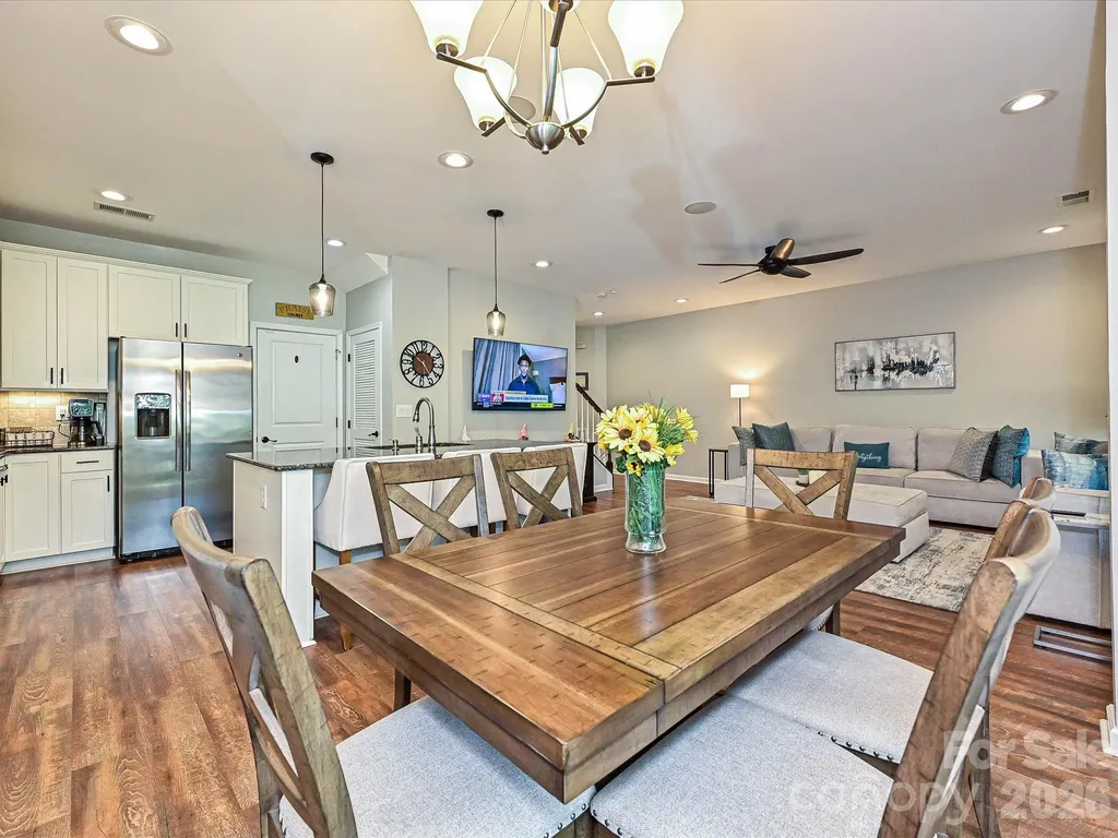 7142 Mariners Village Drive Denver NC 28037