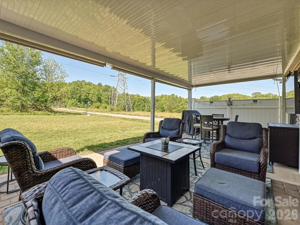 7142 Mariners Village Drive Denver NC 28037