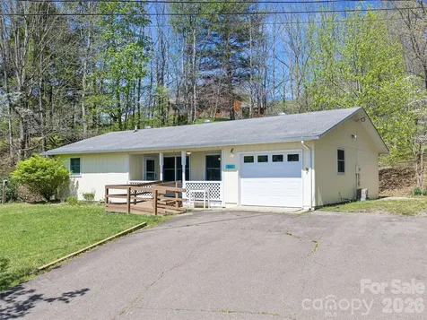 261 Shady Oak Road Burnsville NC 28714