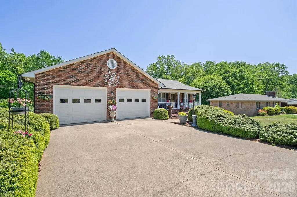 105 Rock Creek Drive Lincolnton NC 28092