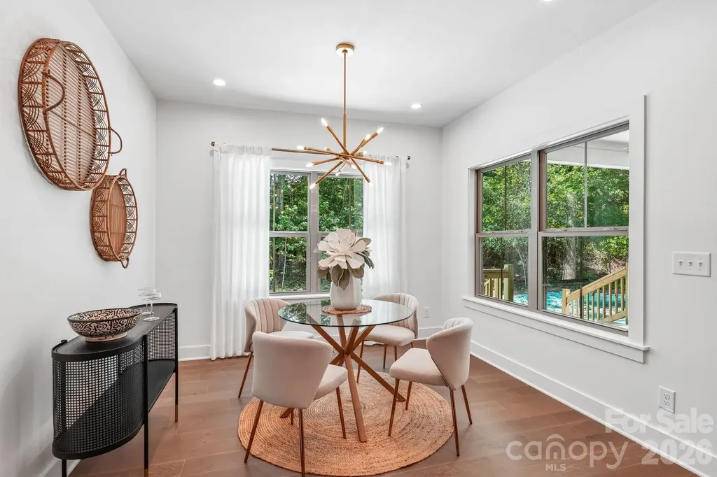 2315 Chateau Court Matthews NC 28105