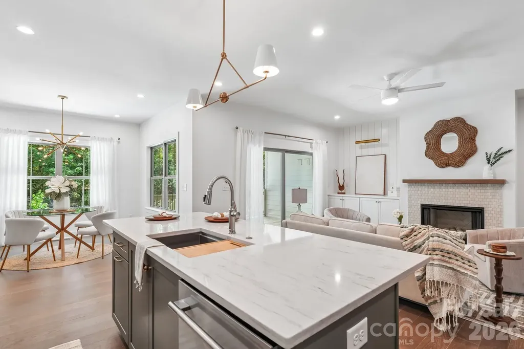2315 Chateau Court Matthews NC 28105