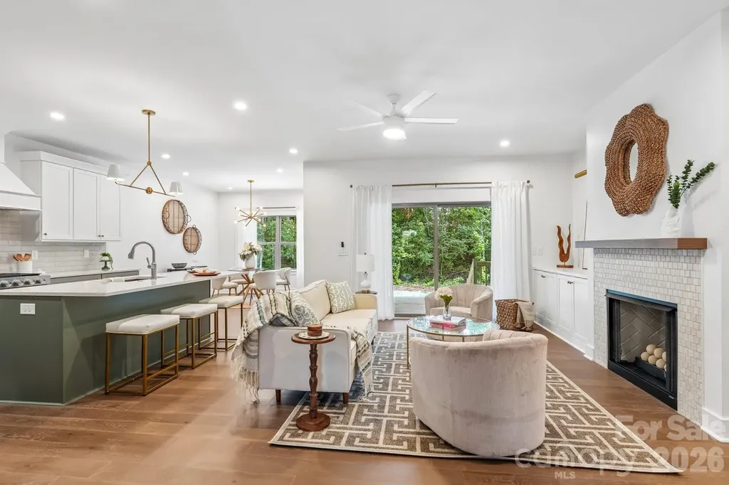 2315 Chateau Court Matthews NC 28105