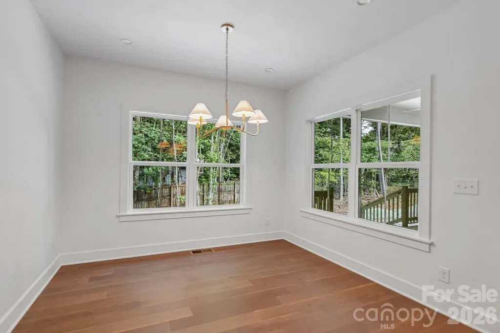 2311 Chateau Court Matthews NC 28105