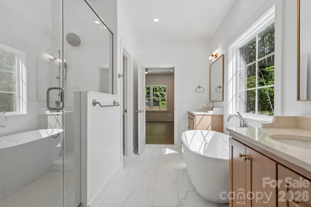 2311 Chateau Court Matthews NC 28105
