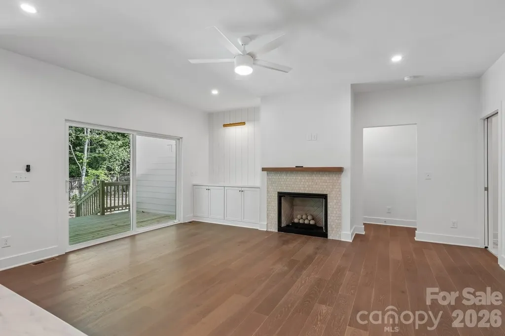 2311 Chateau Court Matthews NC 28105
