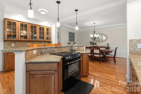 2037 Rocky Stream Road York SC 29745