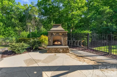 2037 Rocky Stream Road York SC 29745
