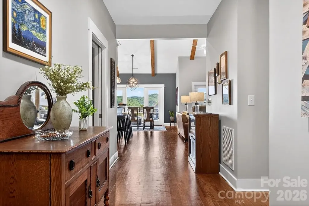 70 Copper Creek Lane Hendersonville NC 28739