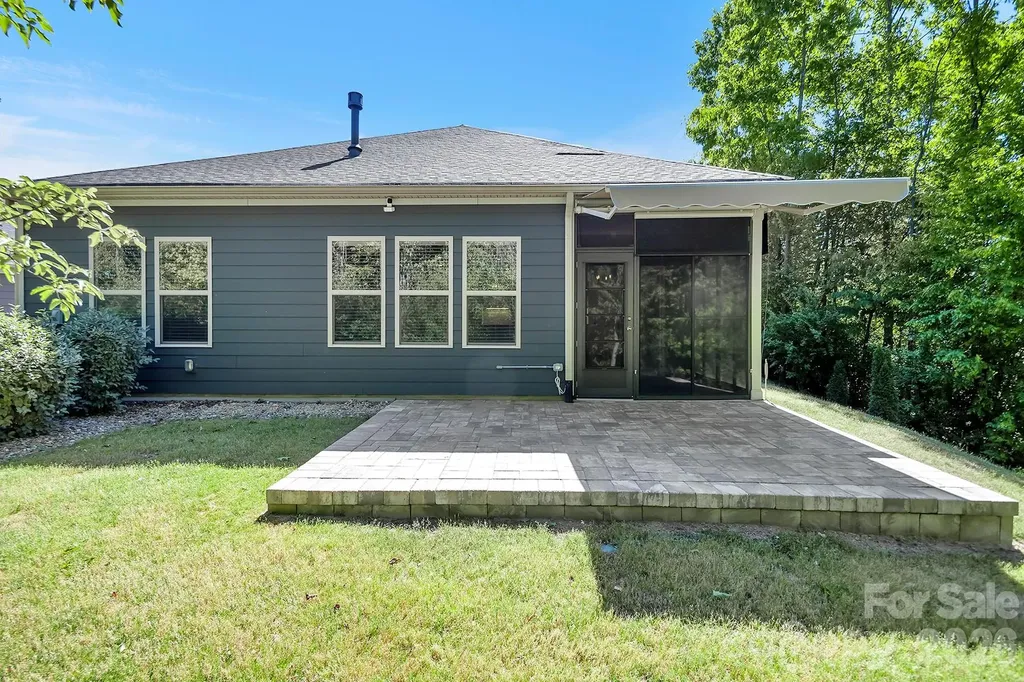 4097 Canopy Creek Drive Denver NC 28037