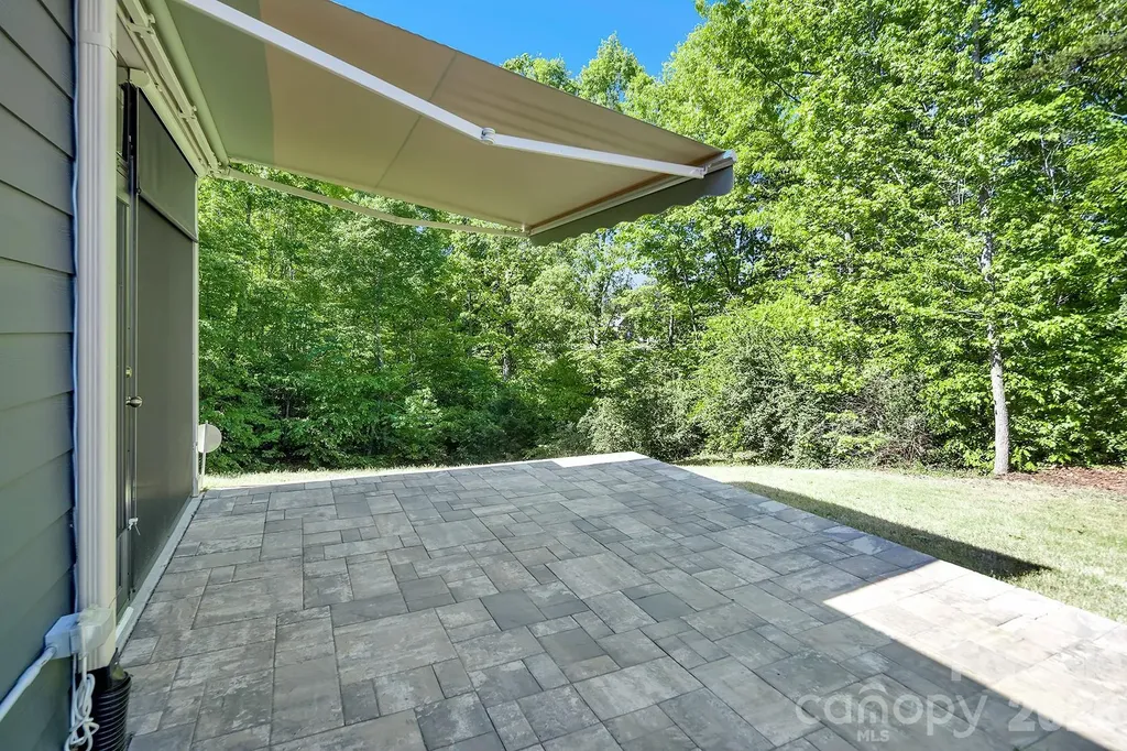 4097 Canopy Creek Drive Denver NC 28037