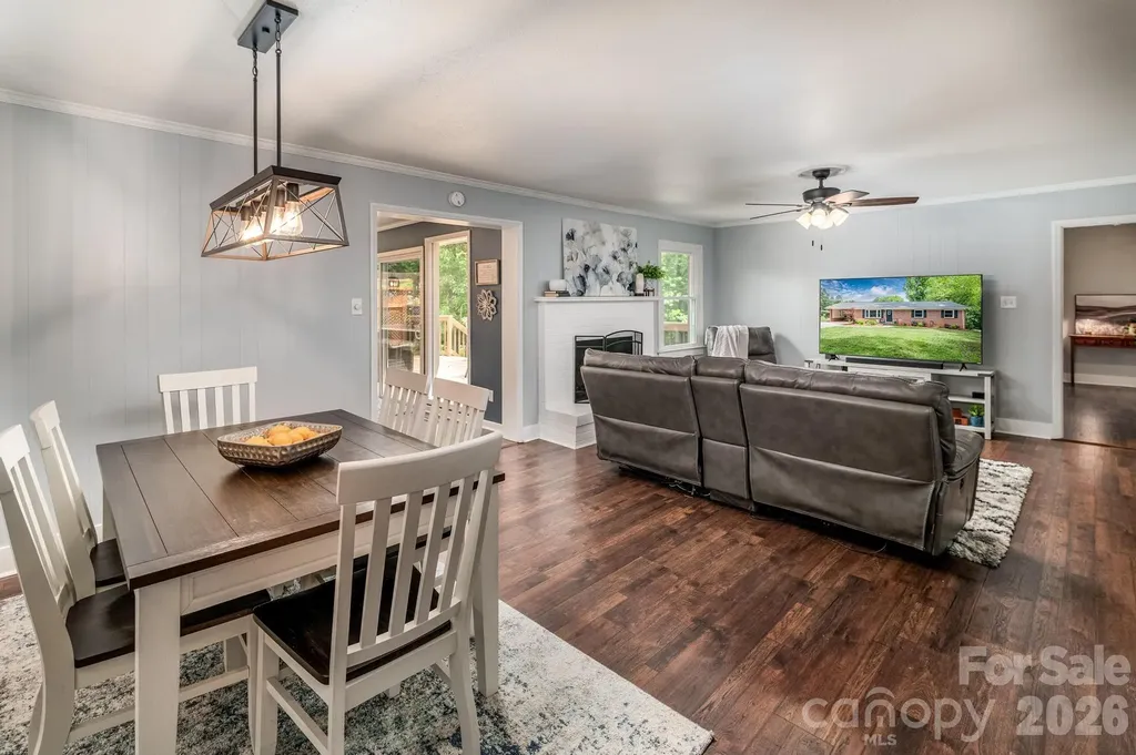 3301 Windsor Place Statesville NC 28625