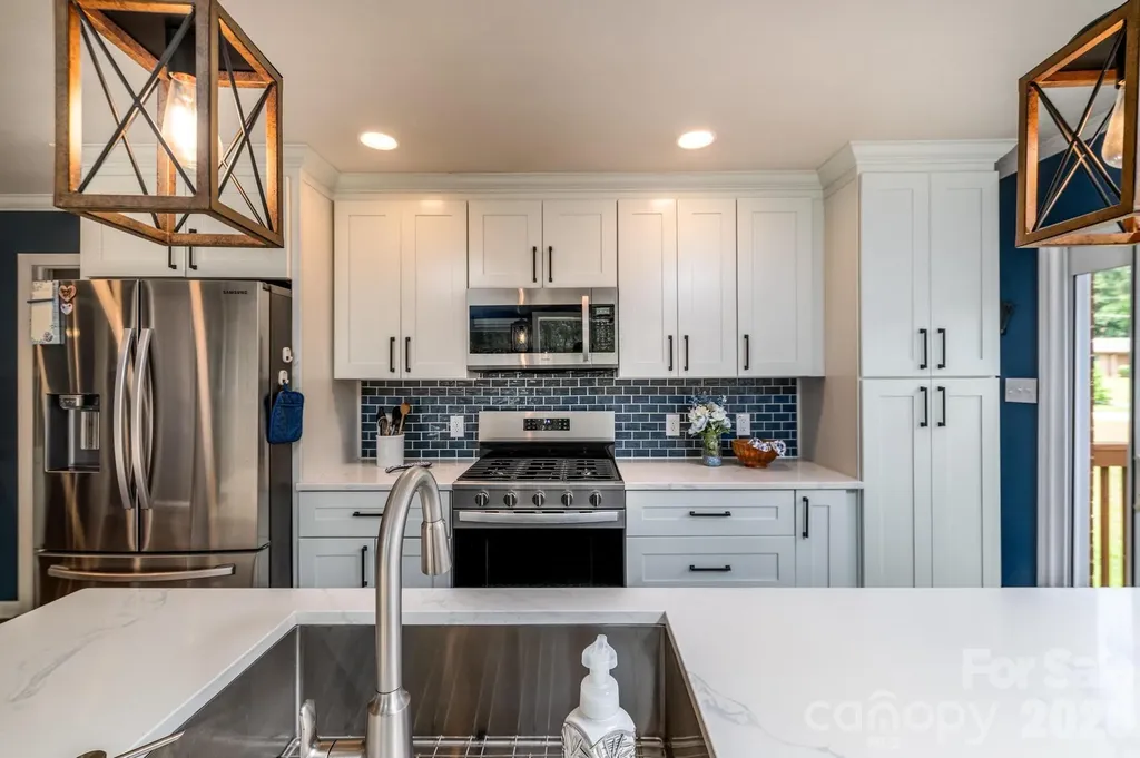 3301 Windsor Place Statesville NC 28625