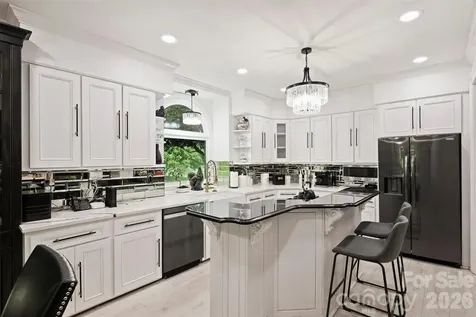 3747 Moorland Drive Charlotte NC 28226