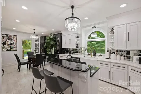 3747 Moorland Drive Charlotte NC 28226