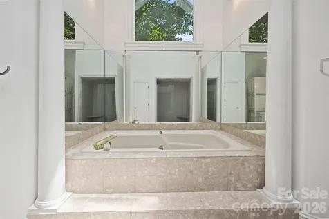 3747 Moorland Drive Charlotte NC 28226