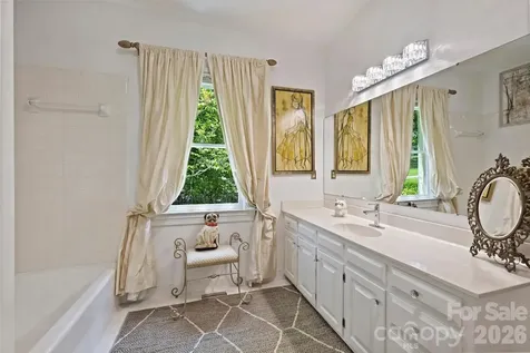 3747 Moorland Drive Charlotte NC 28226