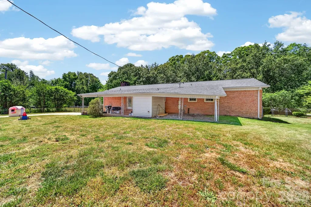 204 Harrelson Road Cherryville NC 28021