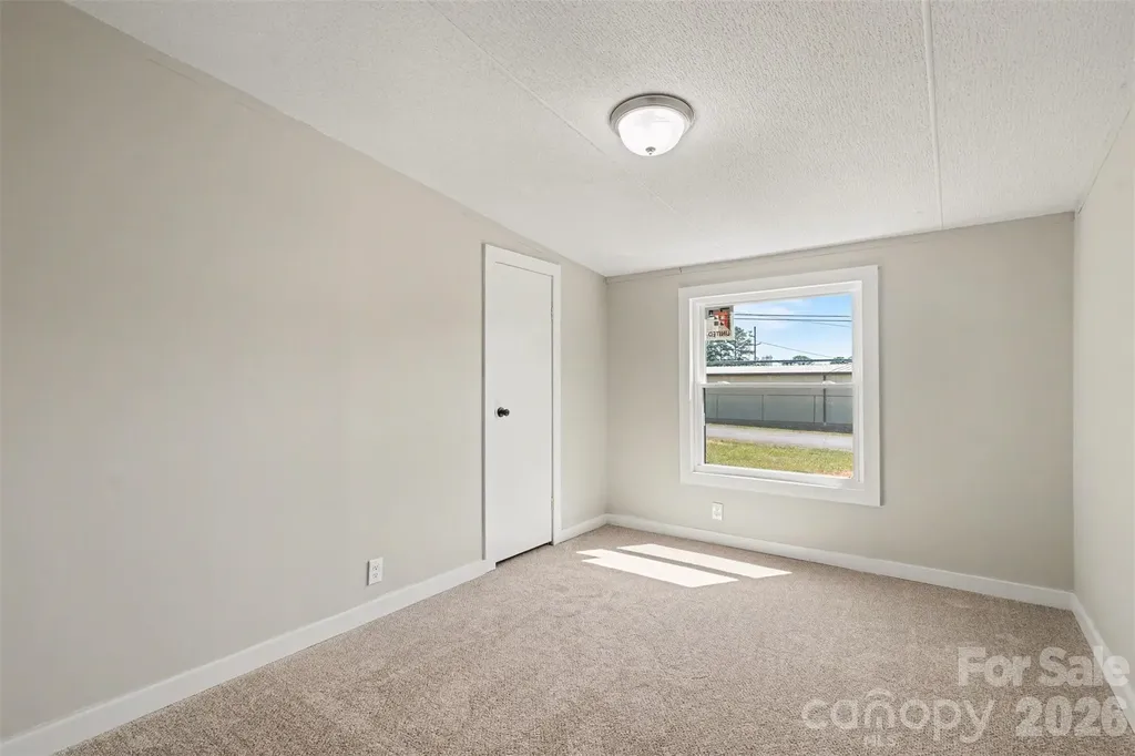212 S Upright Street Landis NC 28088