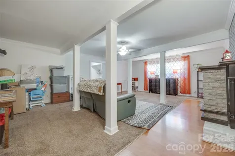 679 Fairforest Road Chester SC 29706