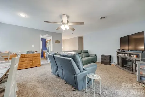 679 Fairforest Road Chester SC 29706