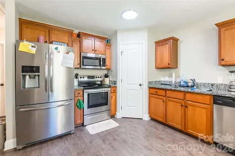 379 Maiden Lane SW Concord NC 28025