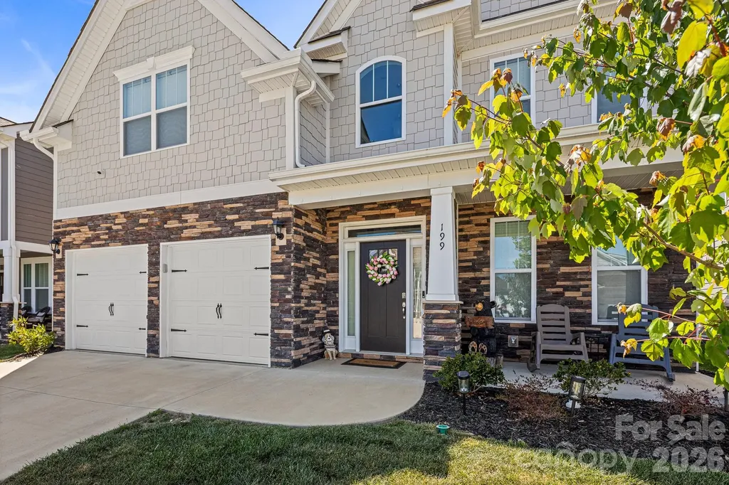199 Fox Cove Road Hendersonville NC 28792