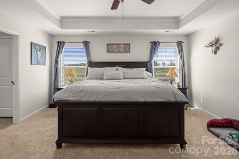 199 Fox Cove Road Hendersonville NC 28792