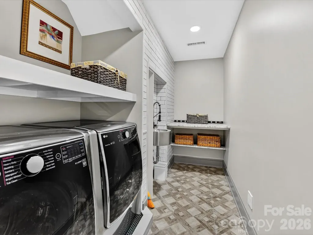2723 Providence Pine Lane Charlotte NC 28270
