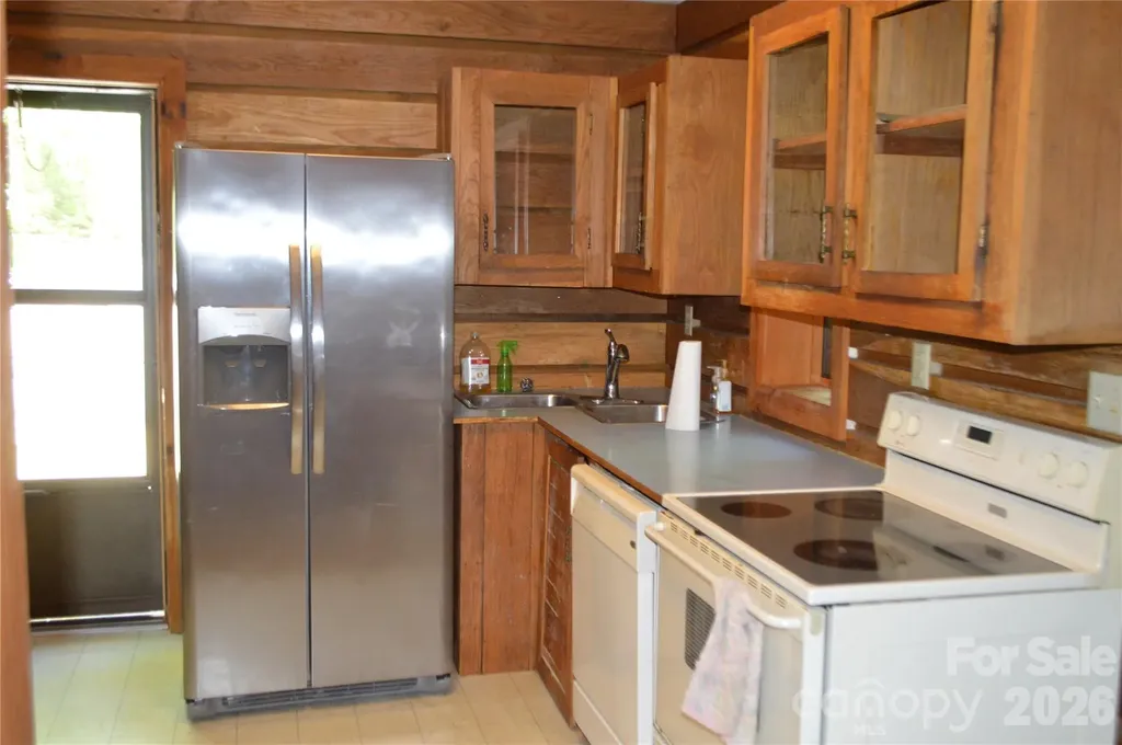 300 Good Neighbor Lane Brevard NC 28712