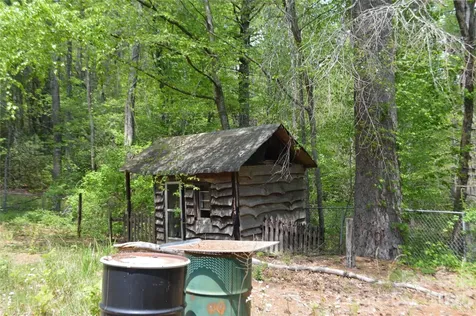 300 Good Neighbor Lane Brevard NC 28712
