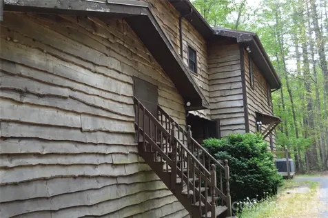 300 Good Neighbor Lane Brevard NC 28712
