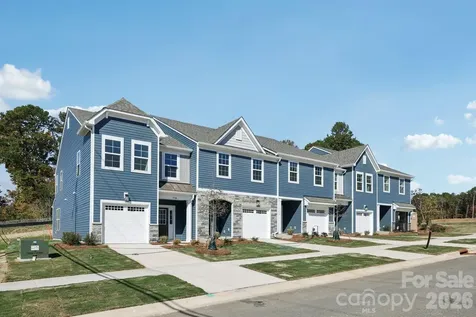 7621 Ethora Way Charlotte NC 28216