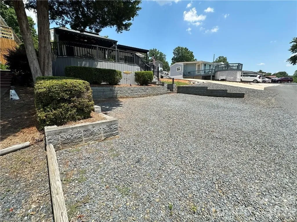 120 Elm Street New London NC 28127