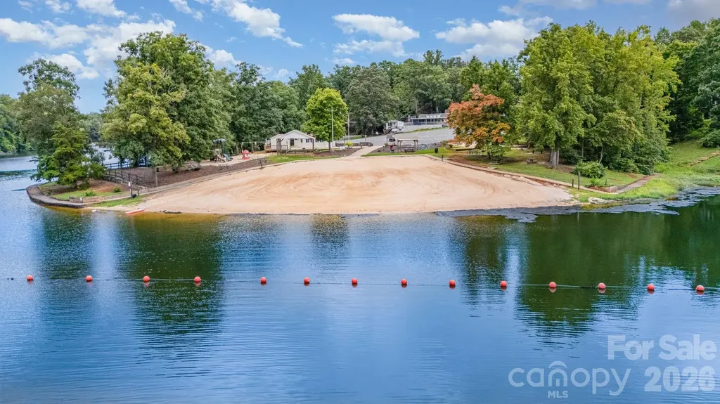 120 Elm Street New London NC 28127