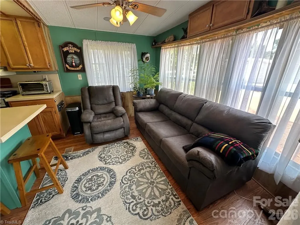 120 Elm Street New London NC 28127