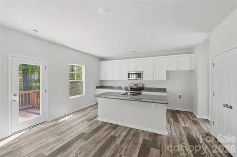 5156 Mark Drive NE Hickory NC 28601
