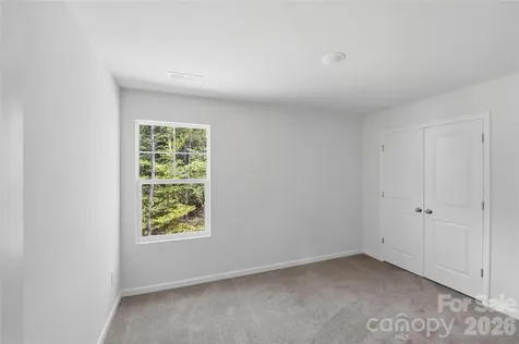 5156 Mark Drive NE Hickory NC 28601