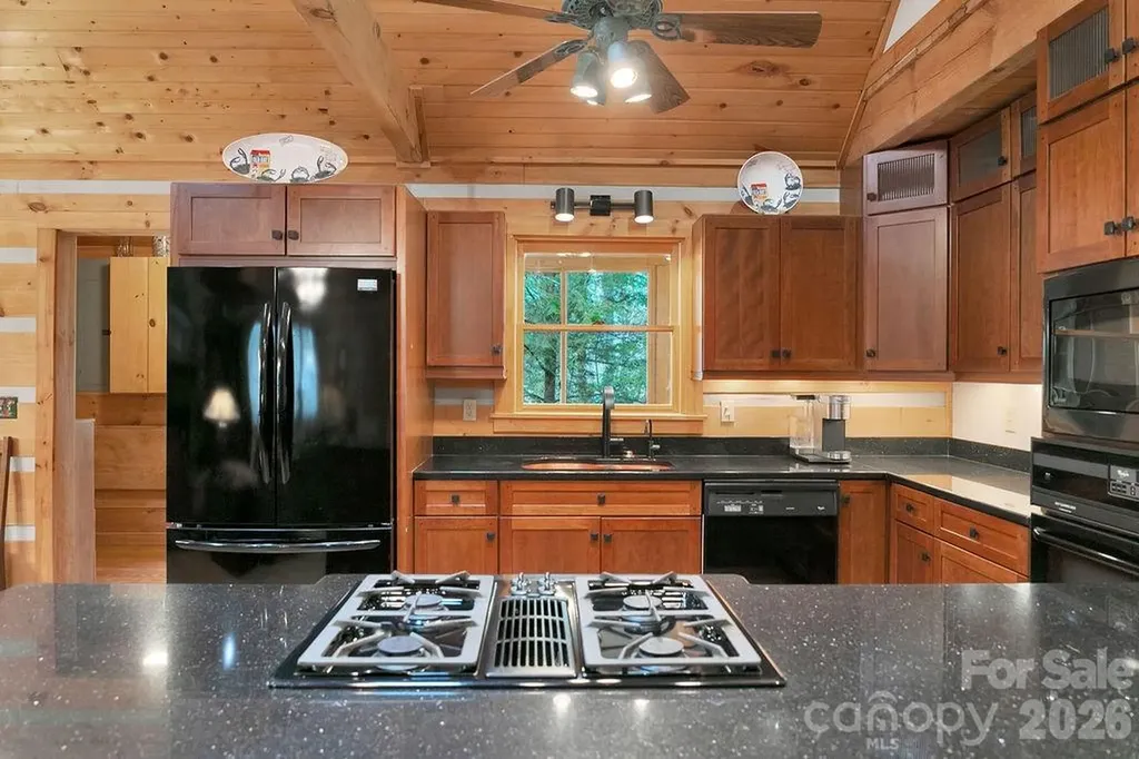 380 Cedar Lane Brevard NC 28712