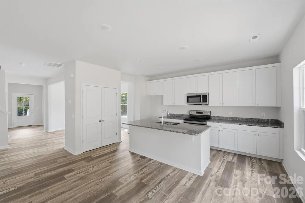 5145 Mark Drive NE Hickory NC 28601