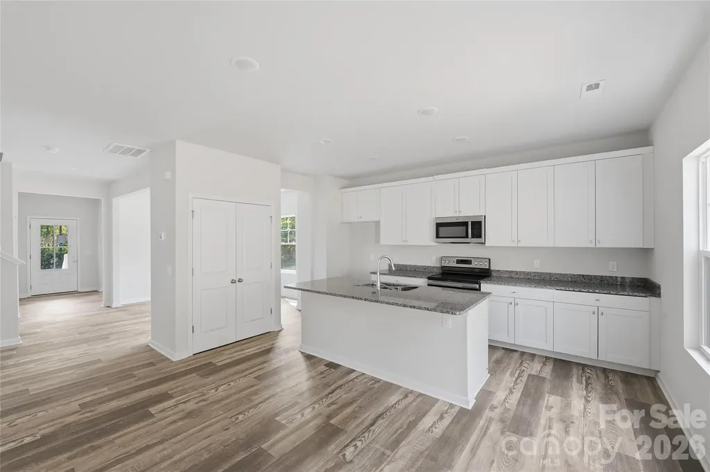 5145 Mark Drive NE Hickory NC 28601