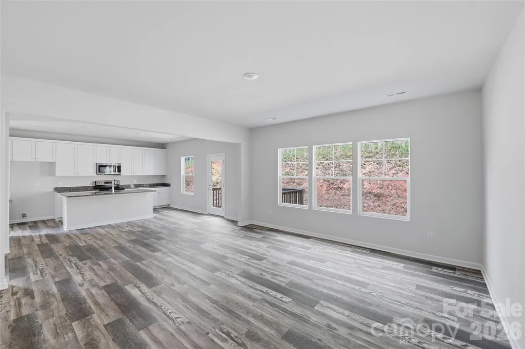 5145 Mark Drive NE Hickory NC 28601